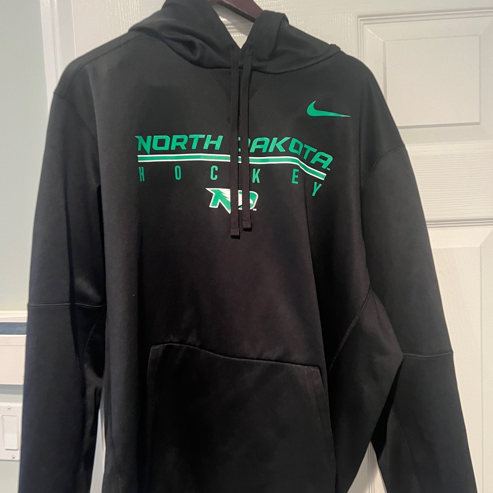 North Dakota Hockey Nike Black Dri-FIT Performance Hoddie XXL